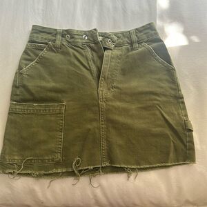 Pacsun, army green denim skirt. Size 23 never worn, semi stretchy material
